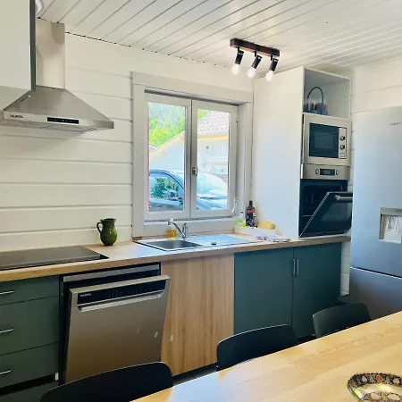 Domaine Forge 6-8pers Jacuzzi Terrasse Plancha Proche Commerces