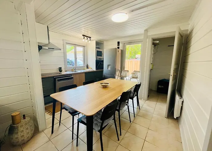 Domaine Forge 6-8pers Jacuzzi Terrasse Plancha Proche Commerces Alpstuga