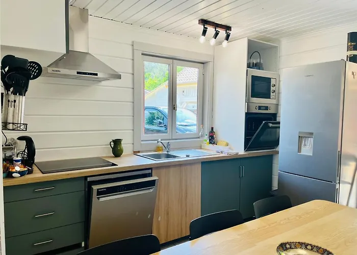 Domaine Forge 6-8pers Jacuzzi Terrasse Plancha Proche Commerces